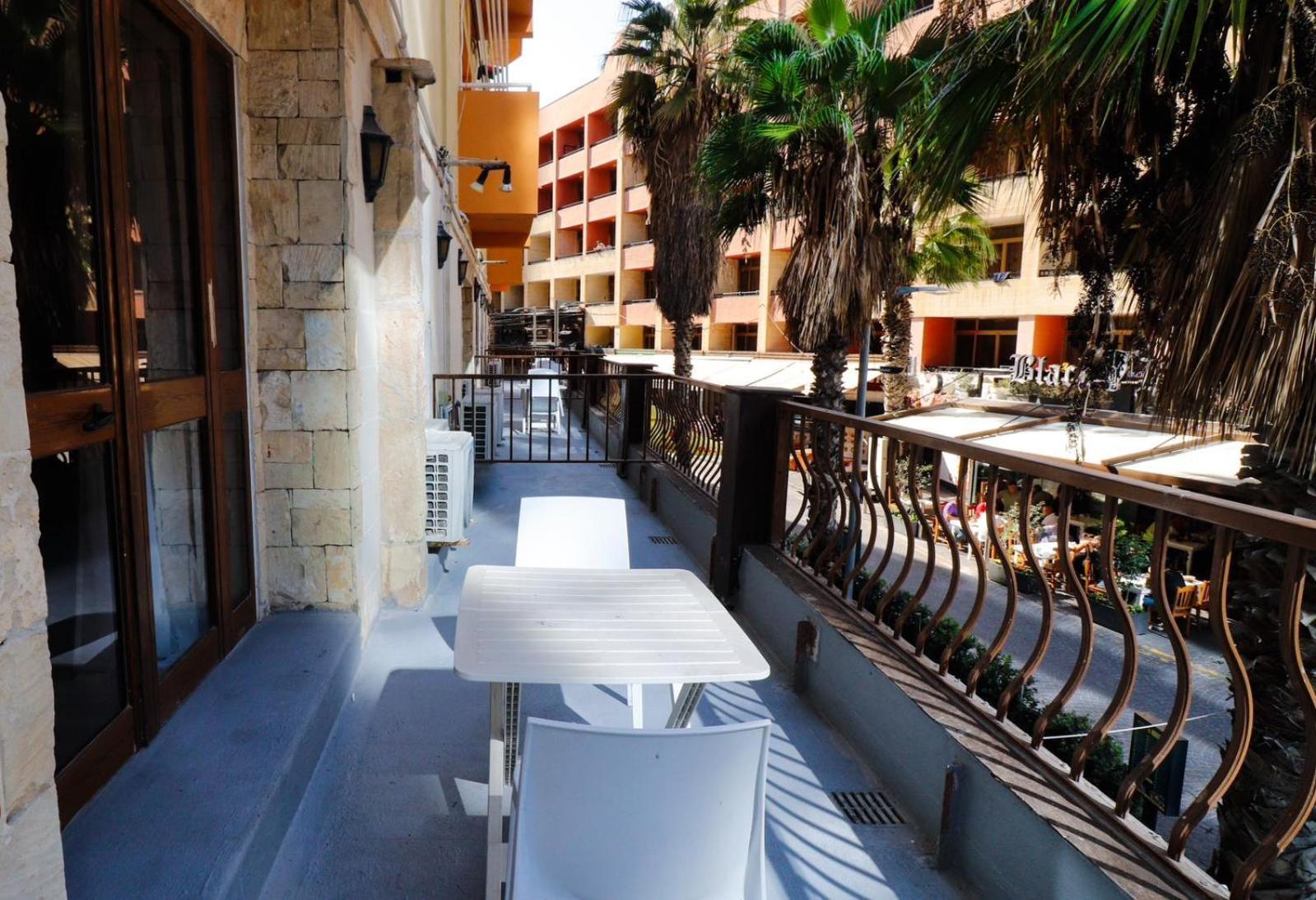 Napoli Suites Studios Aparthotel Saint Julian's Exterior photo